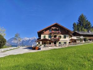 Neuh�usl in Hart im Zillertal Gruppenhaus Zillertal